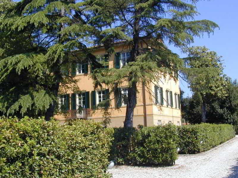 Villa La Nina Montecarlo Bagian luar foto